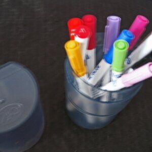 The Creative Memories Collection Journaling Mate Case Full of  Tip pens-9 round